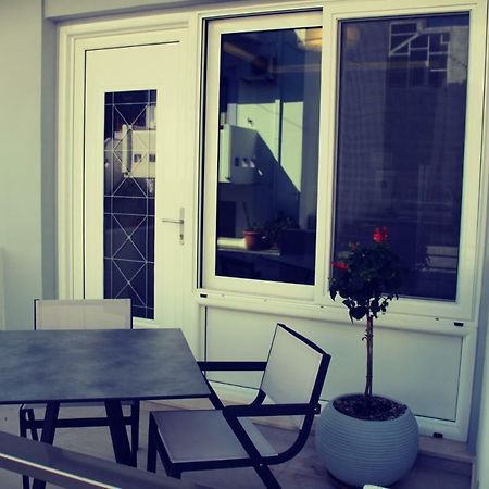 Luxury Apartments Near To The Beach Плакиас Екстериор снимка