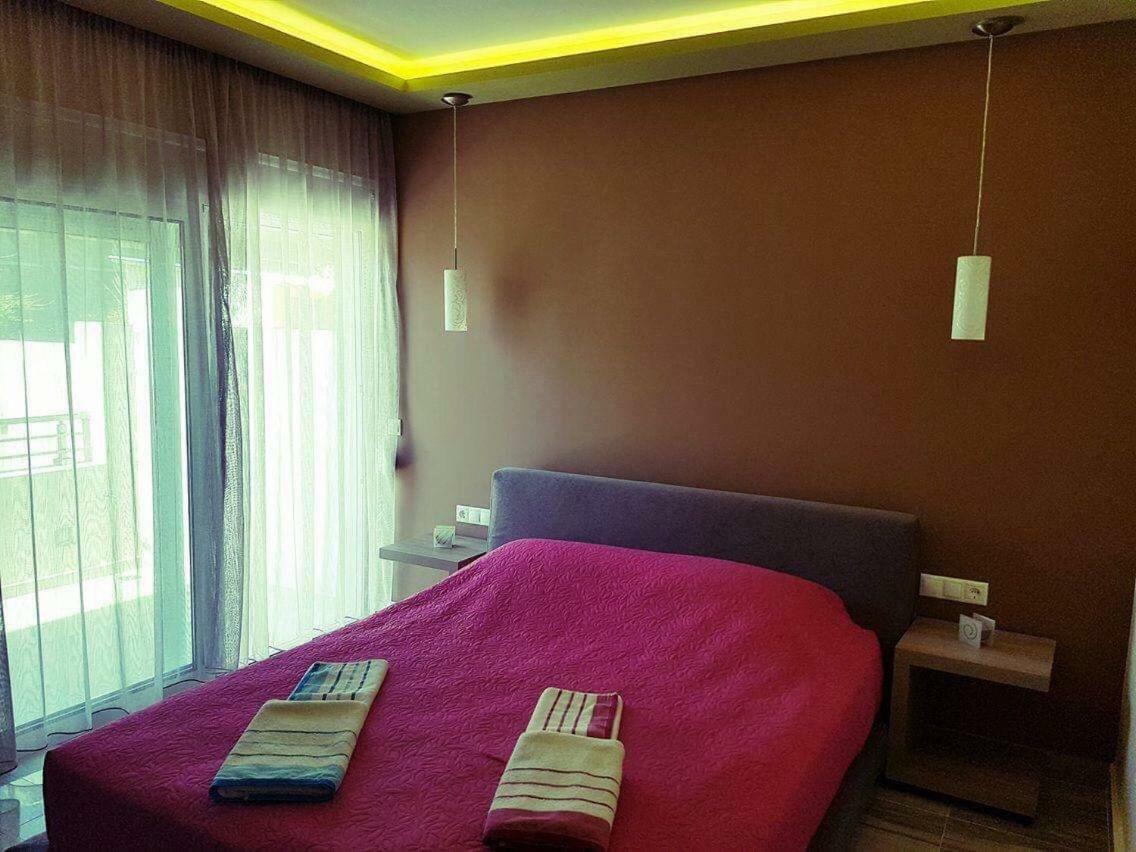 Luxury Apartments Near To The Beach Плакиас Екстериор снимка