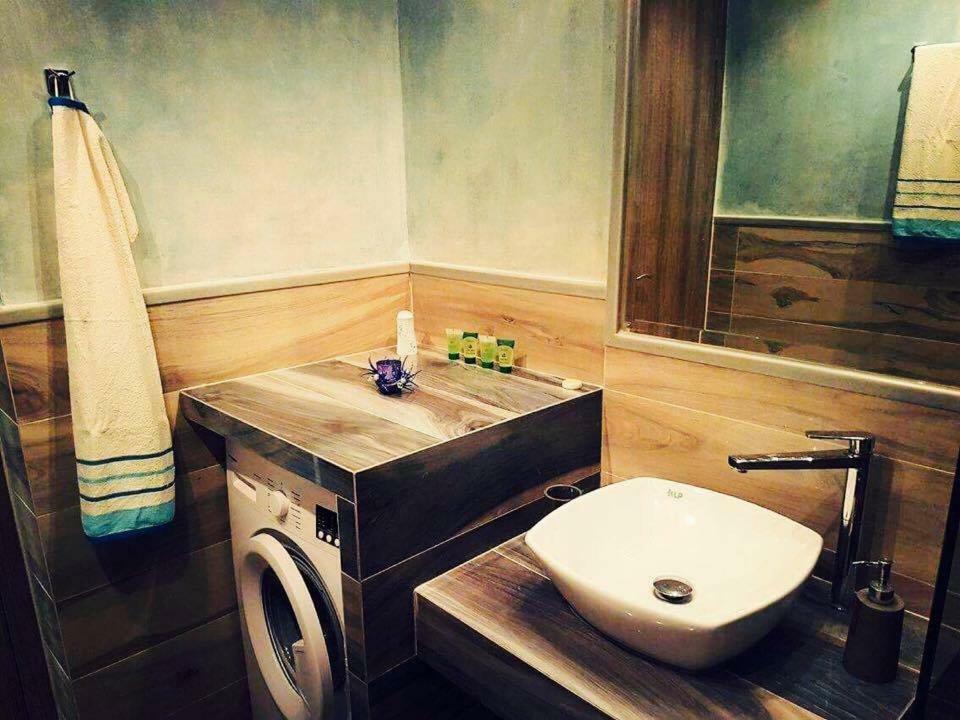 Luxury Apartments Near To The Beach Плакиас Екстериор снимка